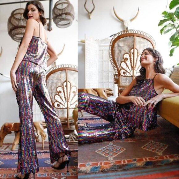 PARTY GIRL 2 Piece Sequin Set - Picture 3 of 8